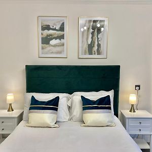 Kamer met een King Size Bed